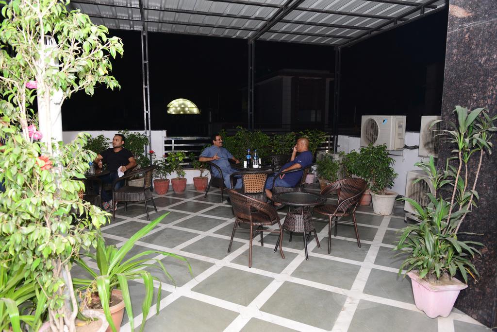 Hotel Cabana @ Pahar Ganj Nueva Delhi Exterior foto